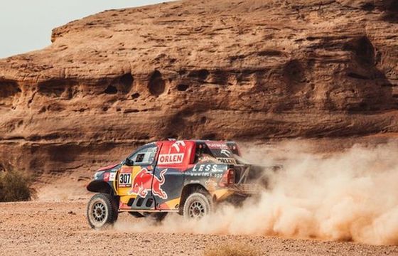 Gdzie oglądać relacje z Rajdu Dakar 2022?