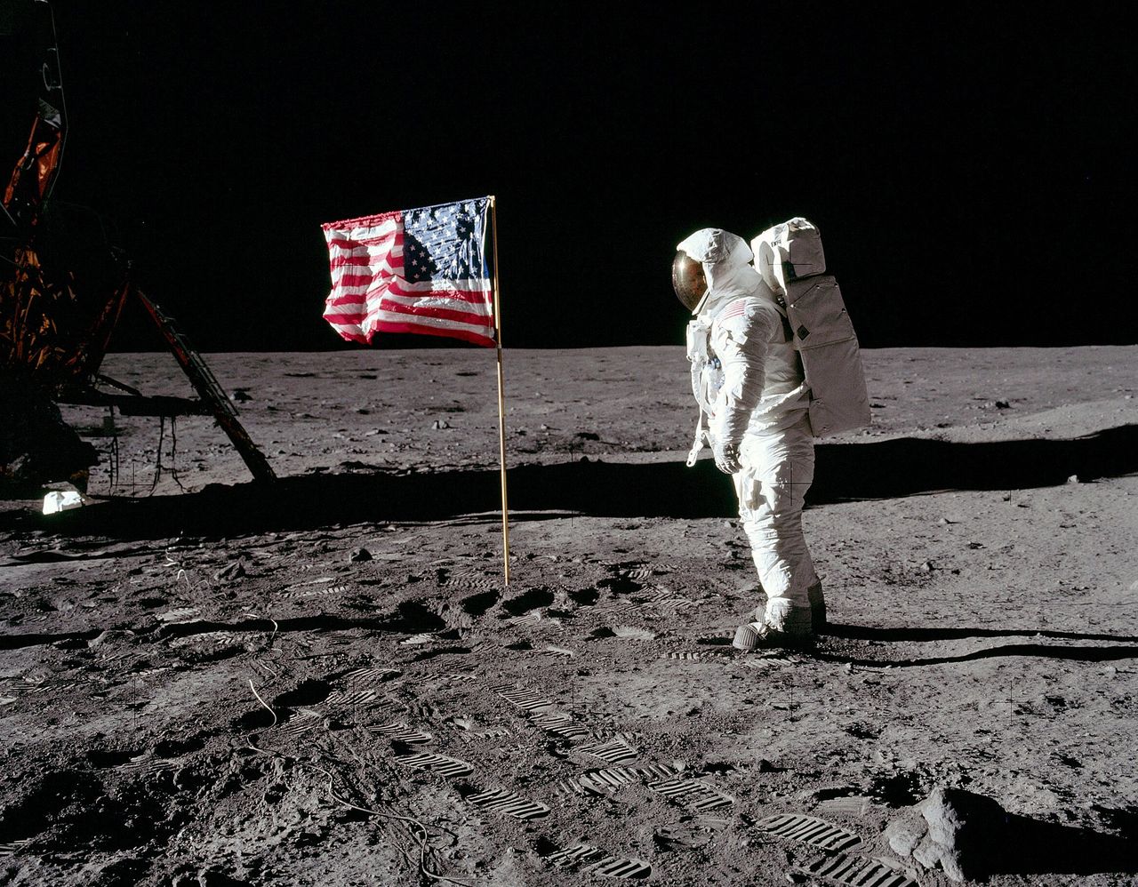 Hasselblad świętuje lądowanie na Księżycu. Zobacz notatkę prasową