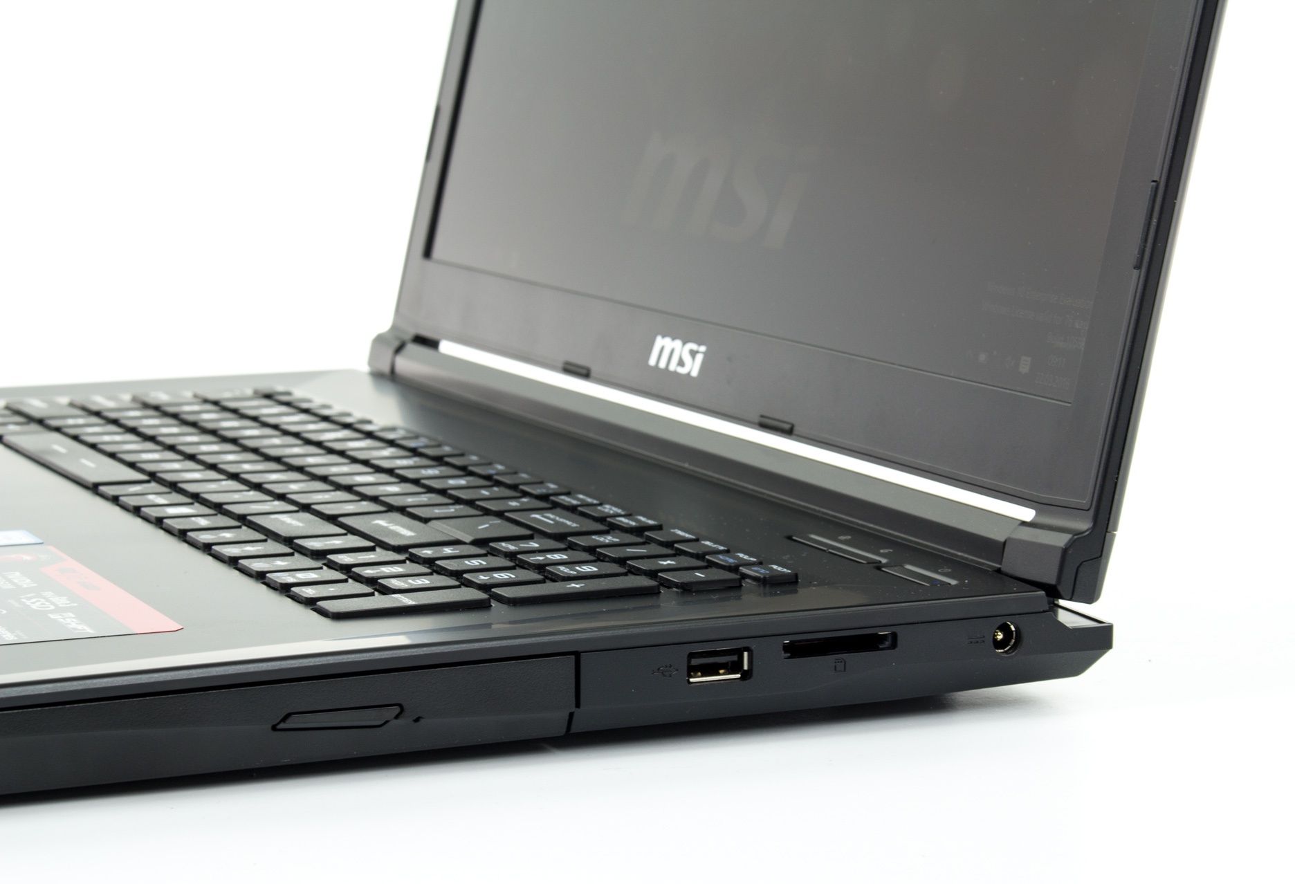 MSI GL72 6QD-039XPL prawy bok
