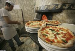 Pizza w Rzymie za 65 euro. Piekarze z Neapolu oburzeni