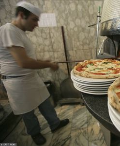 Pizza w Rzymie za 65 euro. Piekarze z Neapolu oburzeni