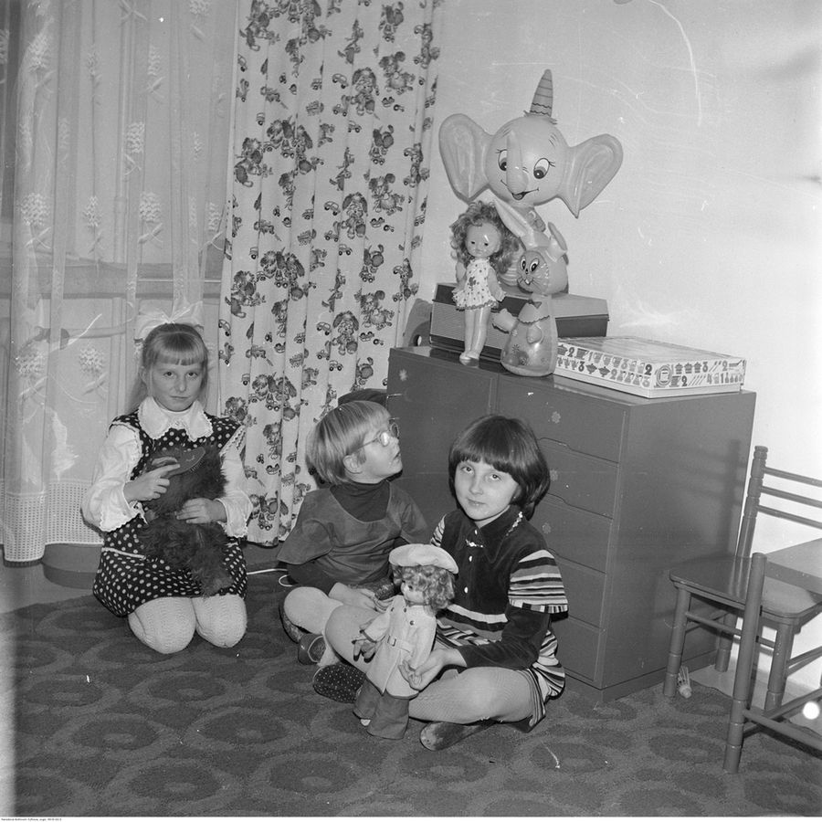 Świętowanie urodzin w przyjacielskim gronie