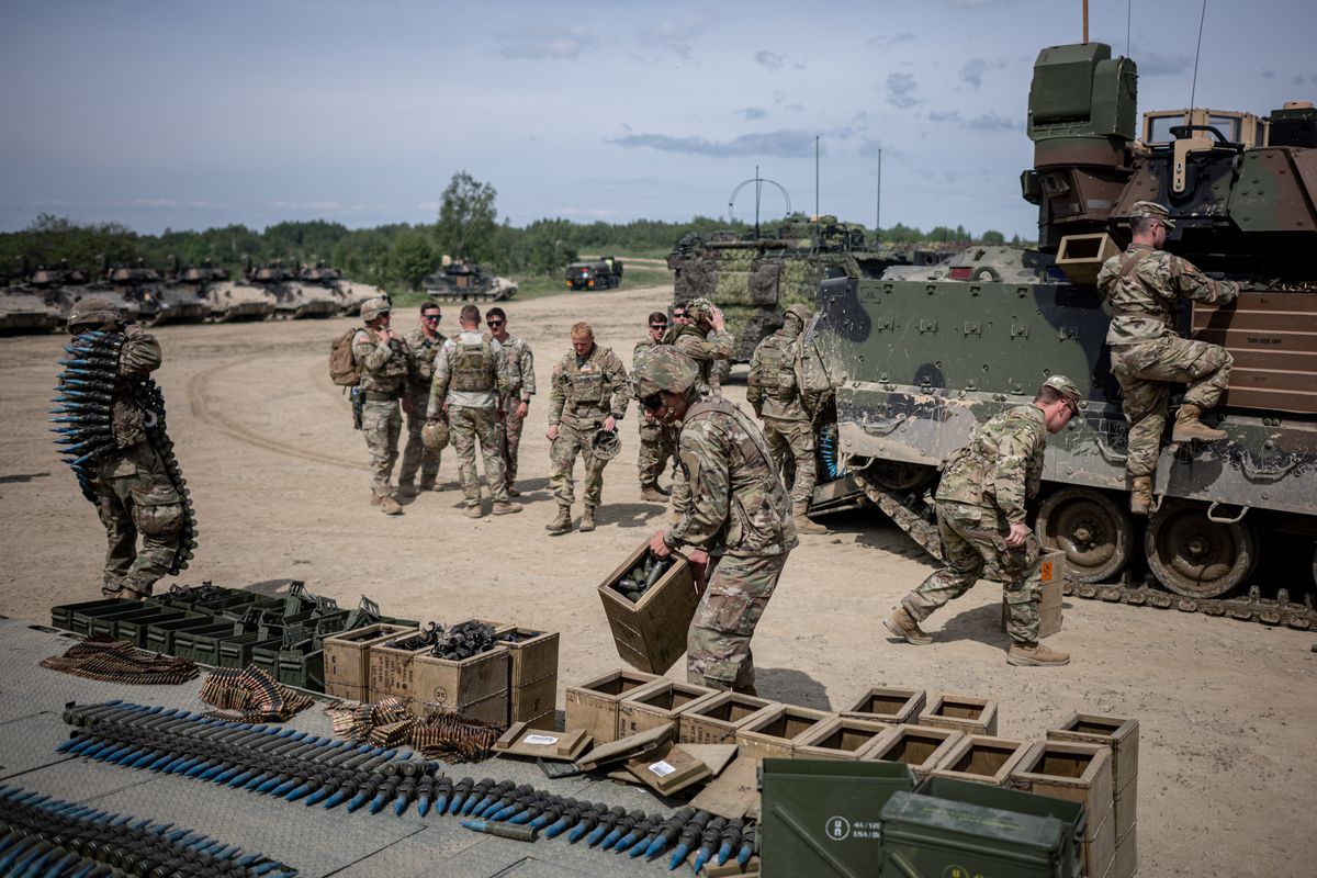 nato, ćwiczenia nato, zbrojenia, wojna w Ukrainie NATO się zbroi? Tego będą wymagać od członków Sojuszu