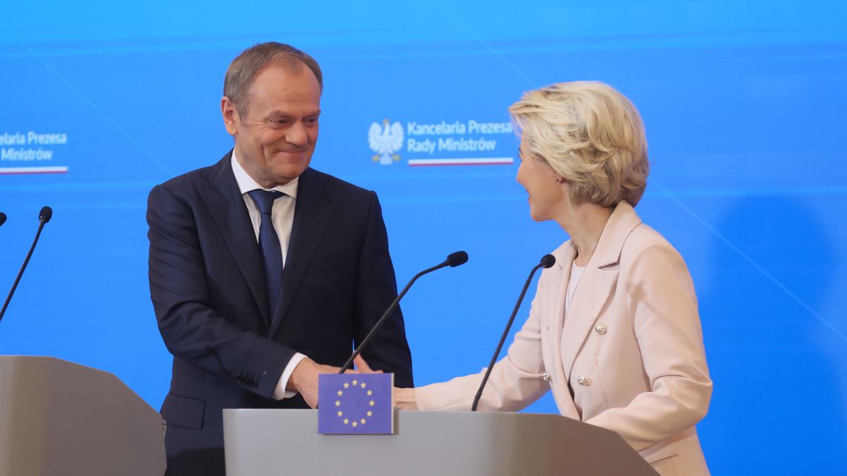 Donald Tusk, Ursula von der Leyen
Warszawa, 23.02.2024. Premier RP Donald Tusk (L) i szefowa Komisji Europejskiej Ursula von der Leyen (P) podczas konferencji prasowej po spotkaniu w KPRM w Warszawie, 23 bm. (sko) PAP/Leszek Szyma�ski
Leszek Szyma�ski
dyplomacja, kprm, polityk, polityka, powitanie, premier, spotkanie