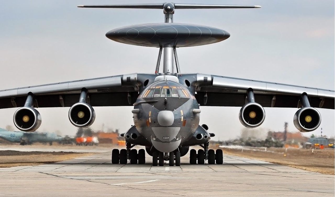 Prototype of the Russian AWACS A-100