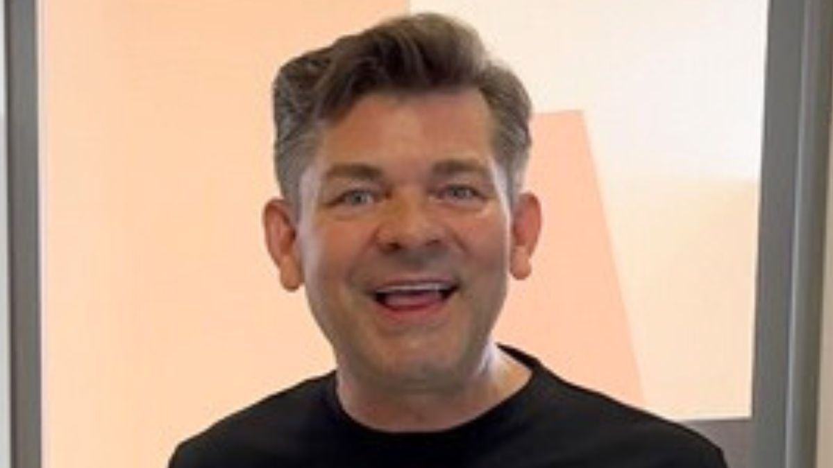 Zenek Martyniuk rozprawia o kupnie apartamentu na Florydzie