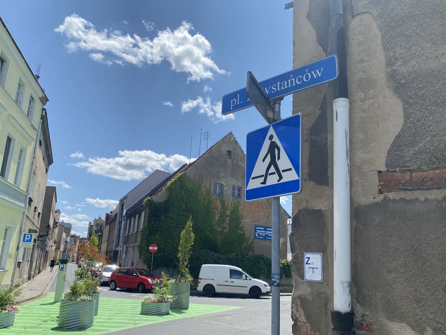 Plac Powstańców w Lesznie