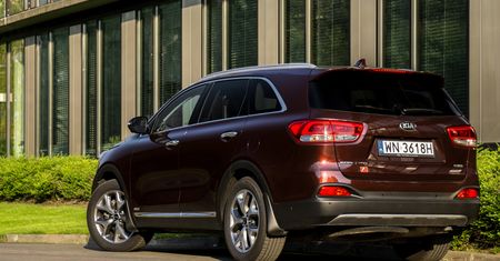 Kia Sorento (2016) 2.2 CRDi 6AT - zdjecia, wnętrze