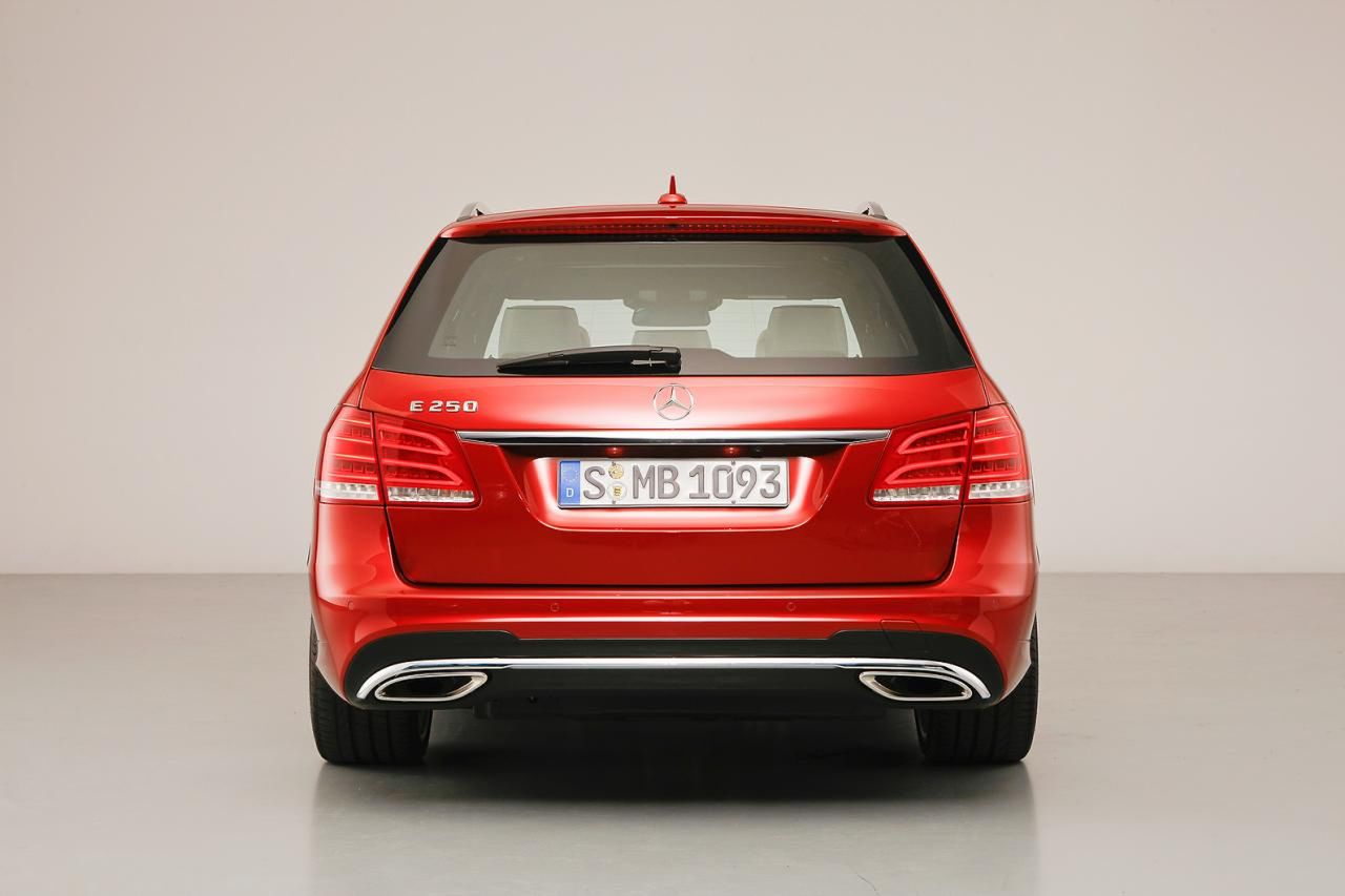 2014 Mercedes-Benz Klasy E [galeria] 37