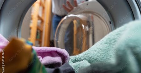 Japończyk wsadził trzylatkę do pralki i uruchomił program. Był pijany