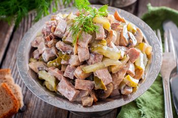 Gotuję i dorzucam do sałatki. Najpierw się krzywią, później biorą dokładkę