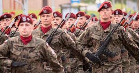 Siewiera: 300-tysięczna armia to cel, do którego powinna dążyć Polska