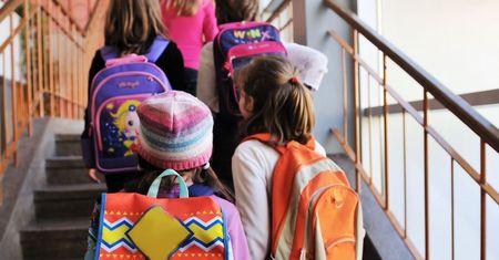 Sprawdziliśmy, ile dźwigają dzieci. Zważyliśmy plecaki