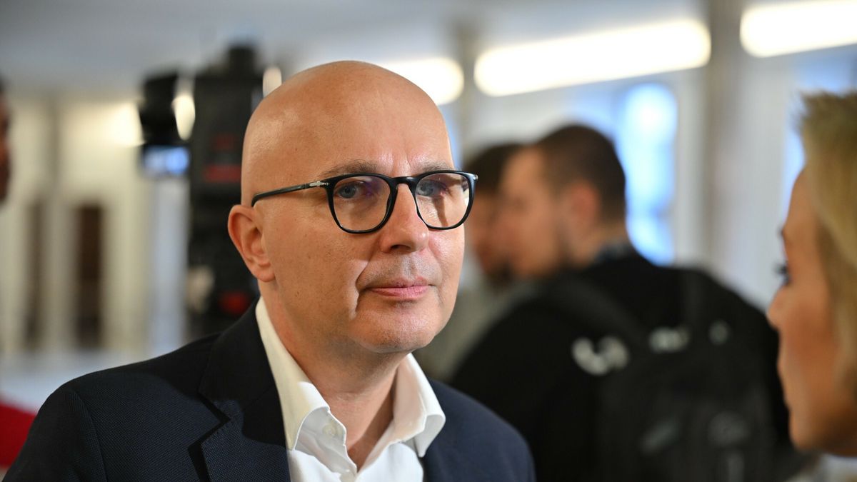 Poseł KO Robert Kropiwnicki posiada 12 mieszkań