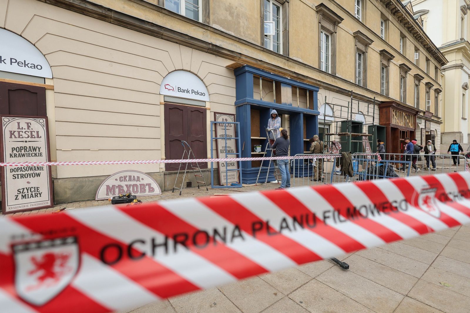 Zakazali mieszkańcom oglądać telewizję. Utrudnienia w związku filmem