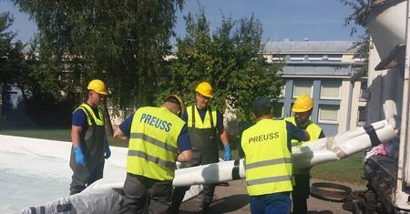 Trwa bezwykopowy remont największej magistrali wodociągowej w Lublinie