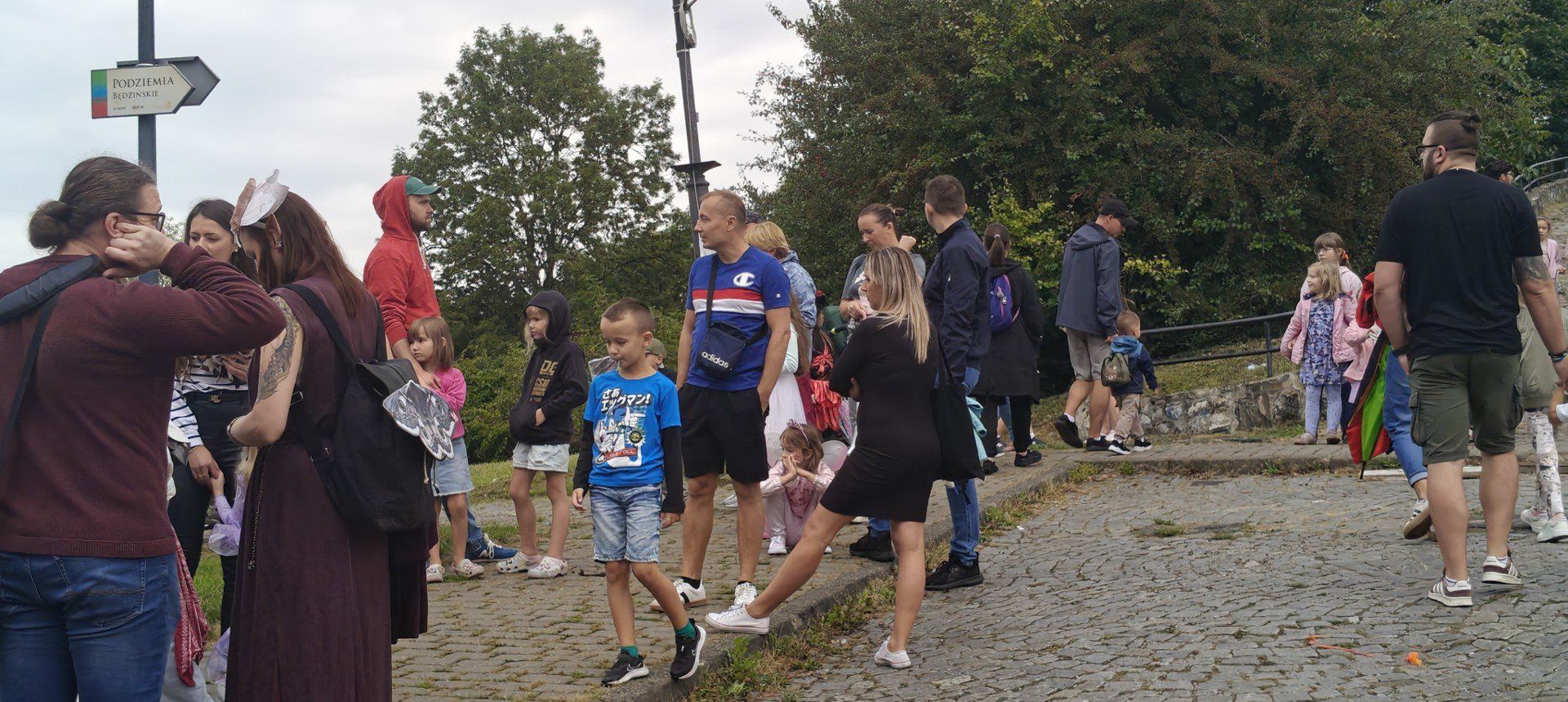Kliknij strzałkę, aby przejść do następnych zdjęć!