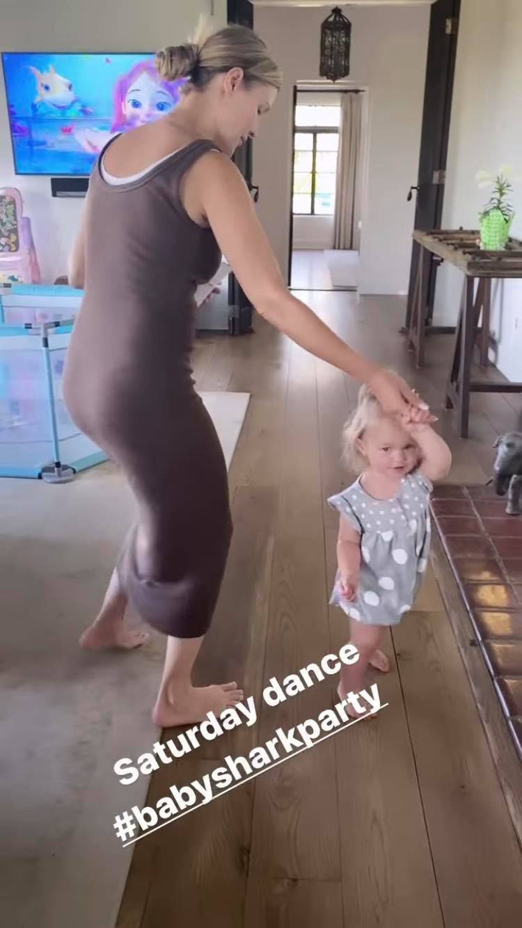 Joanna Krupa z rodziną
