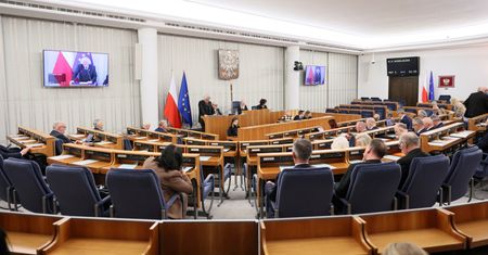 Ważą się losy wakacji kredytowych. "Większość zagłosuje za"