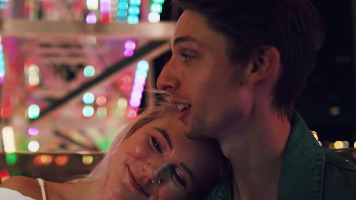 Filmik zaręczynowy z zaskoczenia. Jego narzeczona niczego się nie spodziewała 1