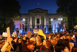 "Putin won!". Manifestacja przed ambasadą Rosji w Warszawie