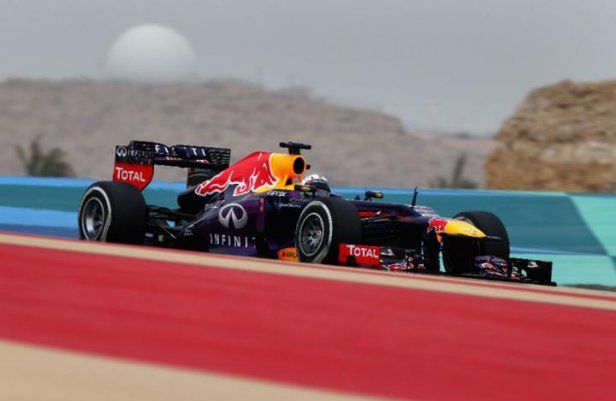 GP Bahrajnu: Vettel przed Lotusami