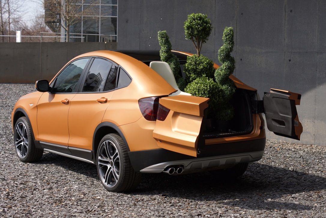 BMW Deep Orange 4 – bagażnik otwarty na oścież [wideo]