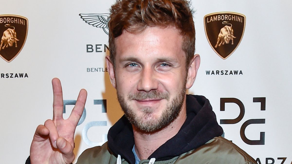 Antek Królikowski na wspólnym zdjęciu z nową ukochaną. Internauci komentują