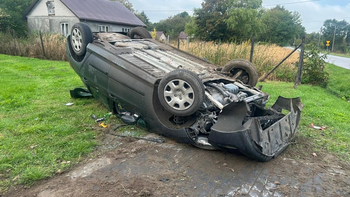 34-latek dachował na drodze w Orłowie Drewnianym