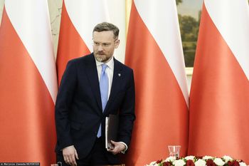 Nawrocki odebrał ślubowanie dwóch sędziów TK. Bogucki uzasadnia wybór