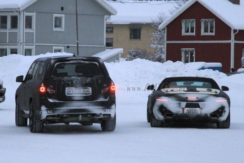 Mercedes GL i SLS AMG Szpiegowskie