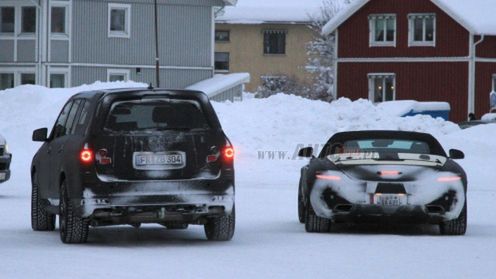Mercedes GL i SLS AMG Szpiegowskie