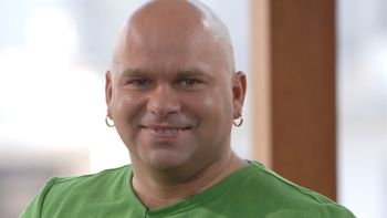 Klaudiusz Sevković po "Big Brotherze" żyje jak KRÓL ŻYCIA. Golf i duży biznes to dla niego chleb powszedni