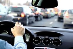 Kierowcy pod e-nadzorem? Ubezpieczyciele chcą danych ze smartfonów