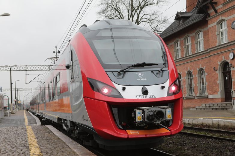 Najnowocześniejsze pociągi w Polsce są już w trasie. Można nimi podróżować Wielkopolsce