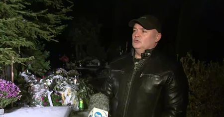 Ksiądz prowadził pogrzeb, w trakcie “jąkał się, chwiał i mylił kropidło z mikrofonem”