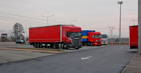 Od początku roku upadło 580 firm. Najgorzej jest w sektorze transportowym