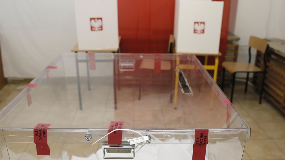 Wybory 2023. Jaki dokument zabrać do lokalu? Czy mObywatel wystarczy?