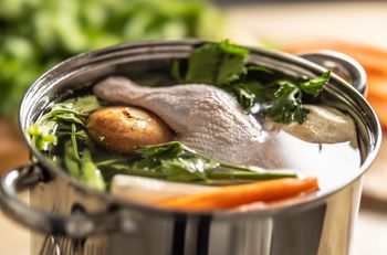 Zostało ci mięso z rosołu? Tak możesz je wykorzystać