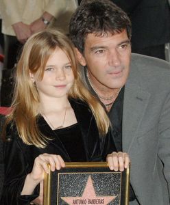 Córka Antonio Banderasa i Melanie Griffith na czerwonym dywanie. Posągowa piękność!