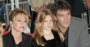 Córka Antonio Banderasa i Melanie Griffith na czerwonym dywanie. Posągowa piękność!