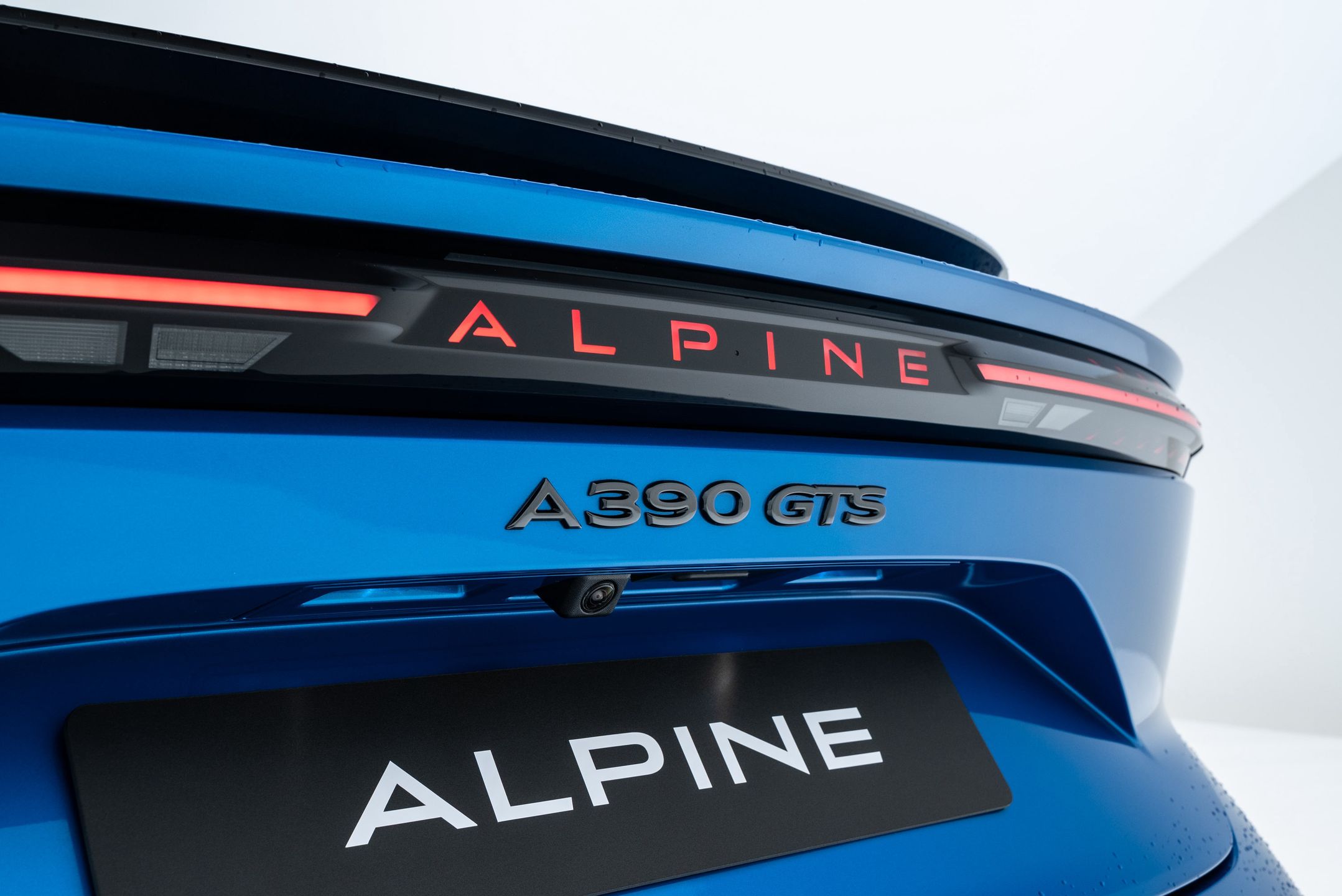 Alpine A390