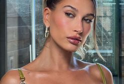 Jak optycznie powiększyć sobie usta? Hailey Bieber zdradziła swój trik