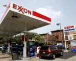 Exxon Mobil chwali się miliardowymi zyskami