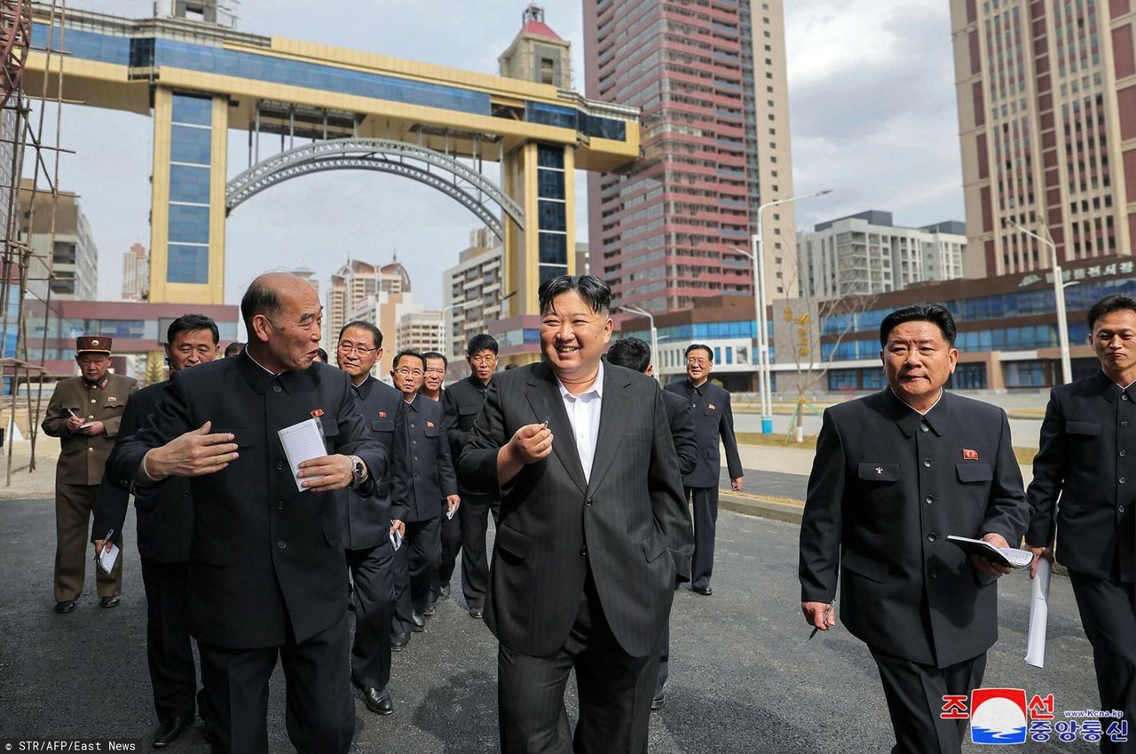 Kim Jong Un showcases Pyongyang's new but flawed housing plan