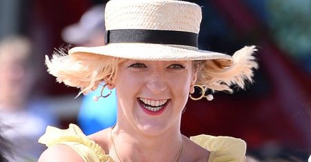 Ciężarna Lara Gessler hasa NA GOLASA po Mokotowskiej w nowej sesji zdjęciowej (ZDJĘCIA)