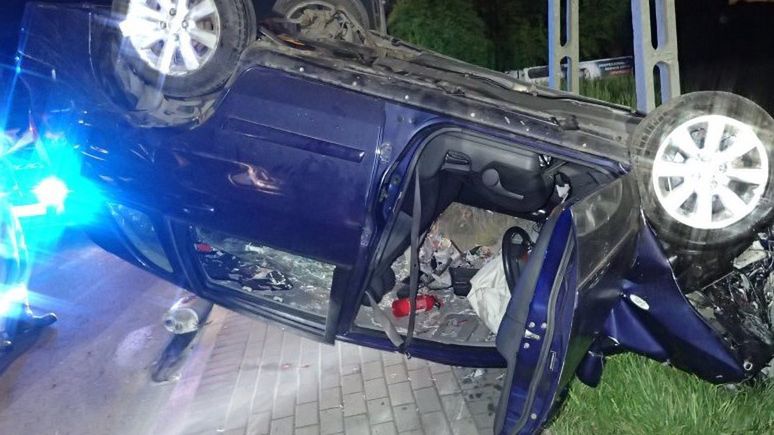 Śląskie. Tylko w miniony weekend policjanci w Rybniku zatrzymali sześciu pijanych kierowców. Jeden z nich dachował.