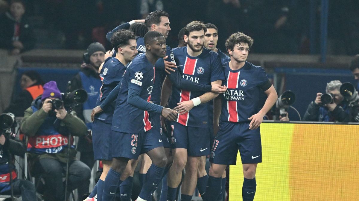 Getty Images / Photo by Mustafa Yalcin/Anadolu via Getty Images / Na zdjęciu: piłkarze Paris Saint-Germain