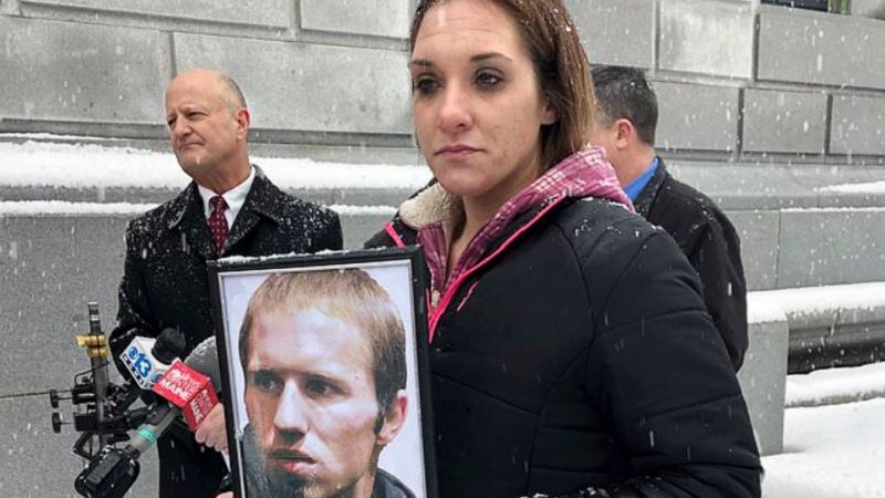 Trista Reynolds jest przekonana, że Justin DiPietro wie, co stało się z ich dzieckiem