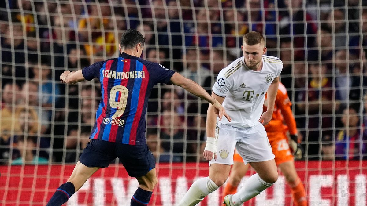 Getty Images / Jose Breton/Pics Action/NurPhoto / Na zdjęciu: Robert Lewandowski i Matthijs de Ligt